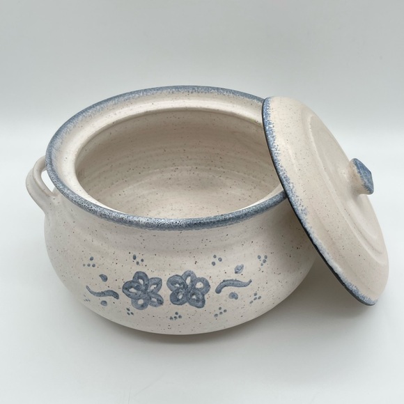 Vintage Hand Thrown Ceramic Casserole Pot, Signed 1994, 9” - Picture 2 of 8